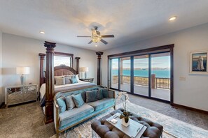 8 chambres, fer et planche à repasser, accès à Internet (gratuit)