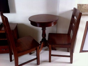 Condo, 2 Bedrooms | In-room dining - Spurlock Residences (Lapu-Lapu)