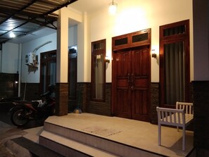 숙박 시설 정면