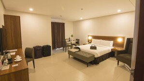ห้องเอ็กเซกคิวทีฟสวีท | ห้องเก็บเสียง, Wi-Fi ฟรี, ผ้าปูที่นอน