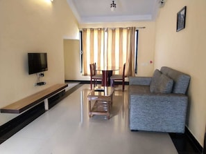 Platinum Room | Living area