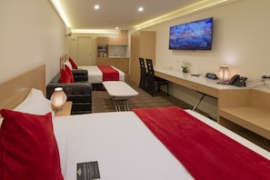 Luxury Double Room, 2 Queen Beds | Premium bedding, free minibar, desk, laptop workspace - V Motel (Christchurch)