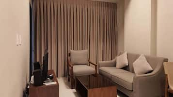1 habitación, cortinas blackout y sistema de insonorización