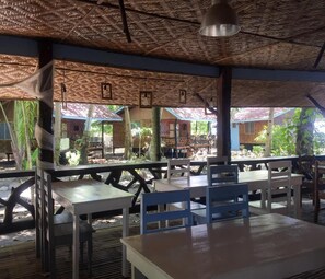 Free cooked-to-order breakfast - Beach House Resort and Dive Center (Mambajao)