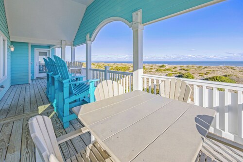 Sandy Beach Retreat: 8 BR / 9. 2 BA valtameren edessä Salvossa, vuodepaikkoja 26