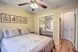 1 soveværelse, strygejern/strygebræt, internetforbindelse, sengetøj