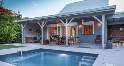 4-6p villa - AC rooms / equipped terrace / indiv pool