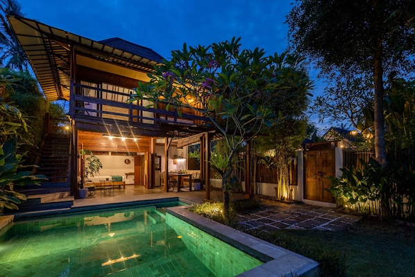 2 Bedroom Deluxe - Villa Kayu | Minibar, in-room safe, individually decorated, individually furnished