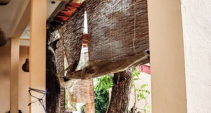 Surf & Relax Inn Arugambay