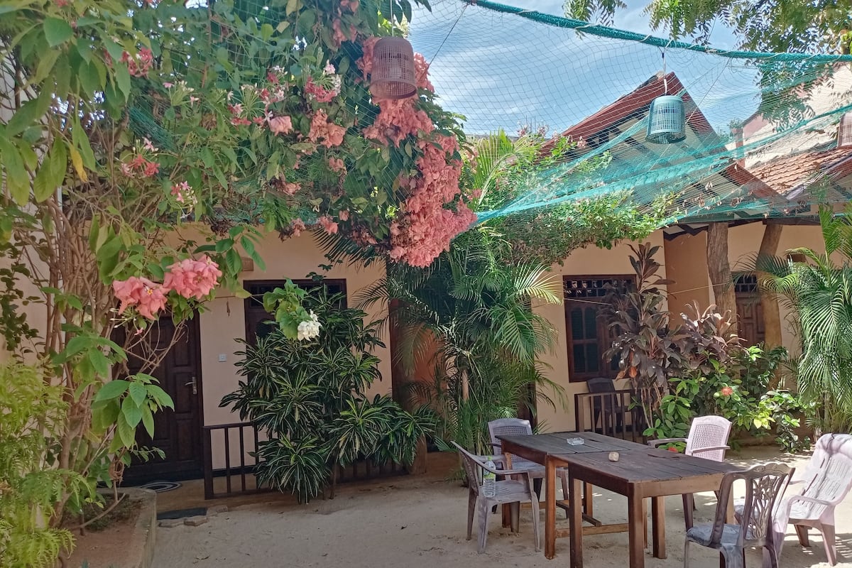 Superior Double Room, 1 Bedroom, Garden View | Living area