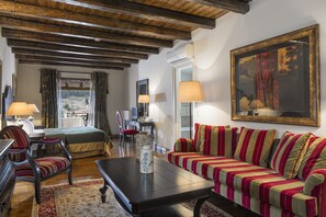 Dobbeltrom – executive | Safe på rommet, individuelt dekorert og individuelt innredet