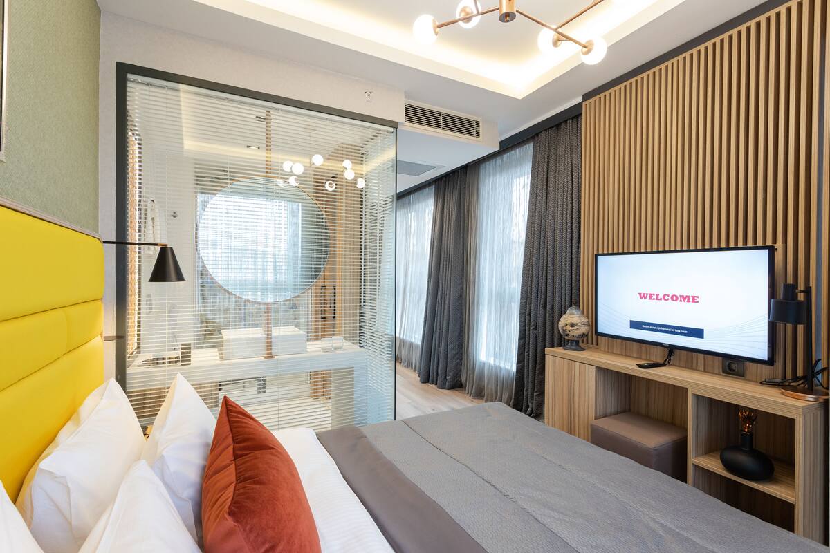 Suite | Ropa de cama de alta calidad y minibar