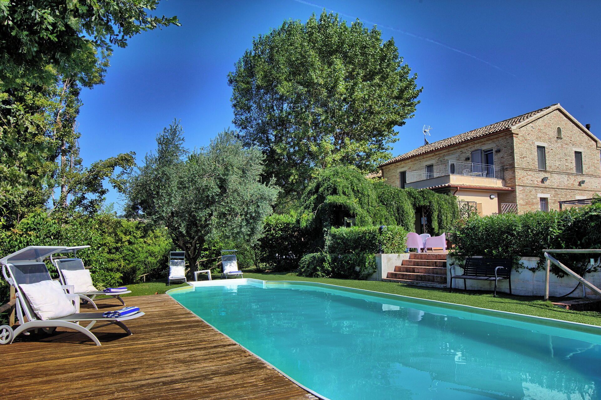 Piscine, Bleu, Zone Résidentielle, Recours, Maison, Biens, Domicile, Villa, Hacienda, Eco Hôtel