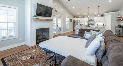 Magnolia |Stylish farmhouse Apartment|Dogs welcome