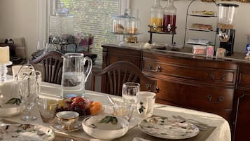 Desayuno continental incluido todos los días