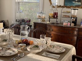 Desayuno continental incluido todos los días 