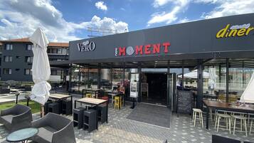 واجهة المنشأة