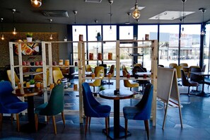 Restaurant - Hotel Moment (Velika Plana)
