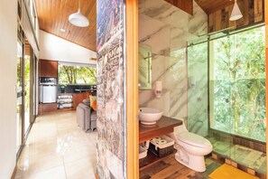 Hair dryer - Monteverde Mountain View+farm+wine (Monteverde)