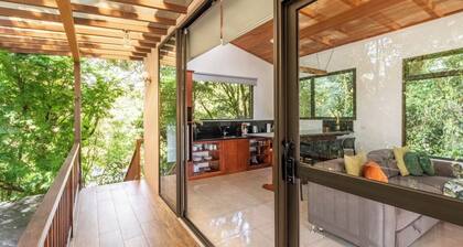 Monteverde Mountain View+farm+wine