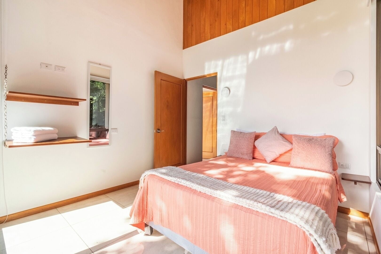 2 soverom, reiseseng for barn, wi-fi og sengetøy