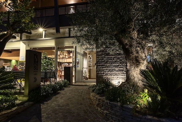 Front of property – evening/night