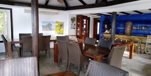 Free daily local cuisine breakfast  - Calabash Bight Resort (Roatan)