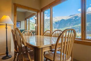 Dining - Ski Condo With Short Walk to Lifts SH501 (Copper Mountain)