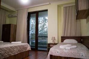 Premium bedding, free WiFi, bed sheets