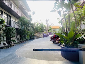 Free self parking - Hotel Suites Royal (Tijuana)