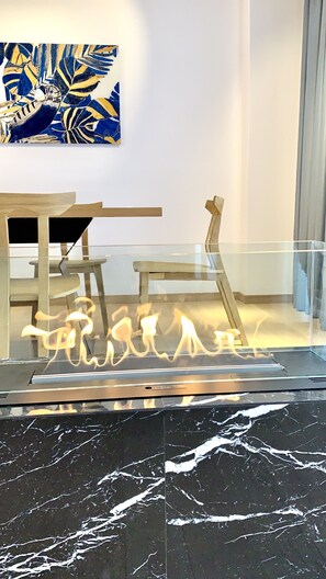 Presidential Apartment, 3 Bedrooms | Frette Italian sheets, premium bedding, down duvets, memory-foam beds - Pinacota Suites Athens (Athens)