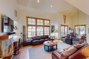 Téléviseur, foyer, chaîne audio