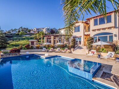 Soquel Villa - 180 views of Monterey Bay w/ infinity pool, spa & movie theater