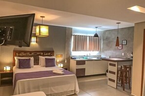 Deluxe Studio Suite | Private kitchen | Mini-fridge, microwave, stovetop, dishwasher - Pousada Rosa Karioka (Imbituba)