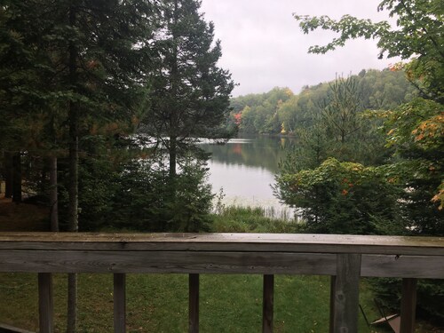 Quiet, peaceful cottage on the lake