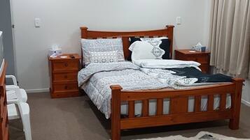 Master Bedroom No. 1 | Individually decorated, individually furnished, free WiFi, bed sheets