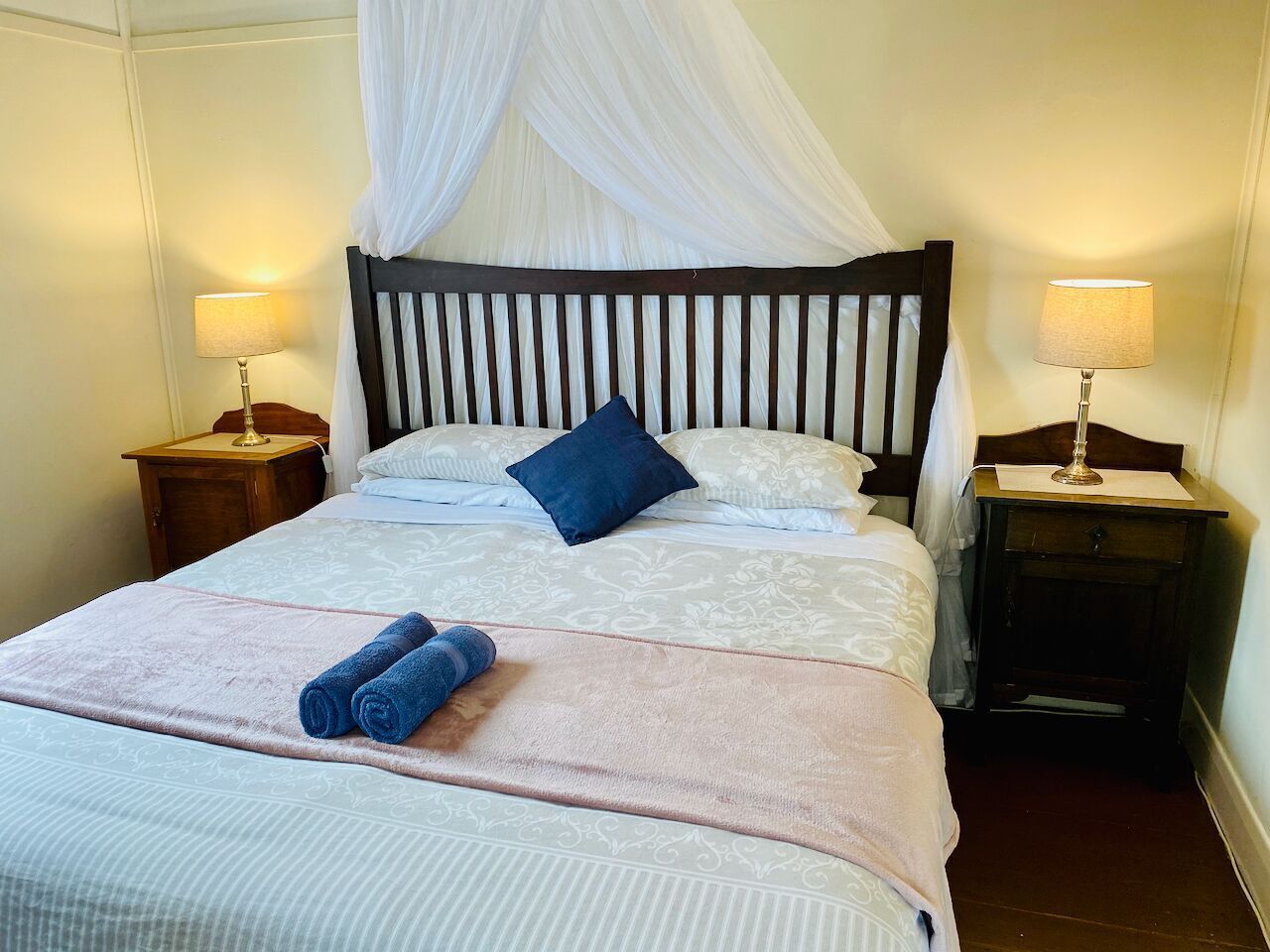Individually decorated, individually furnished, bed sheets