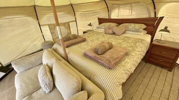 Seacroft Lotus Belle, 1 King bed, Ocean View, Patio | Individually decorated, individually furnished, bed sheets