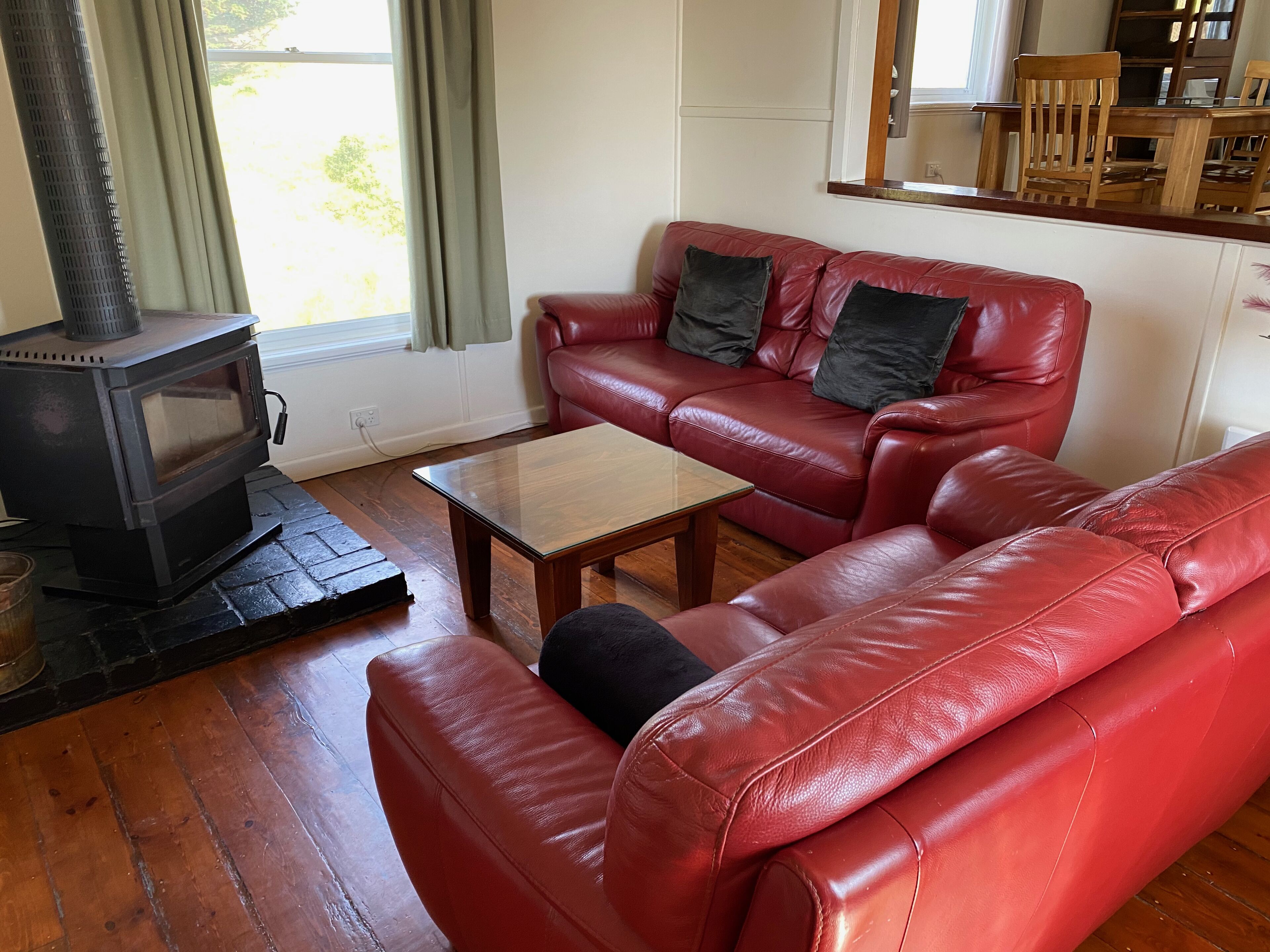 ocean view cottage,1 king bed, 2 twin bunk beds, ocean view, patio | living area