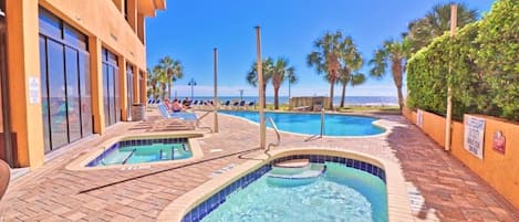 Indoor pool, outdoor pool