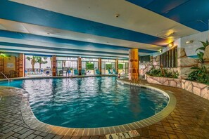 Piscine couverte, piscine extérieure