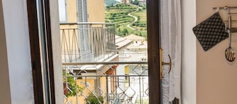 Retreat in the old town, Base for the Matese