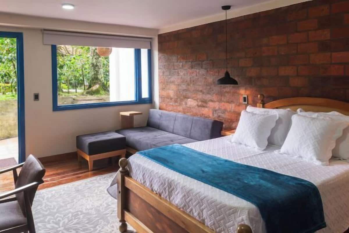 1 chambre, rideaux occultants, fer et planche à repasser, Wi-Fi gratuit