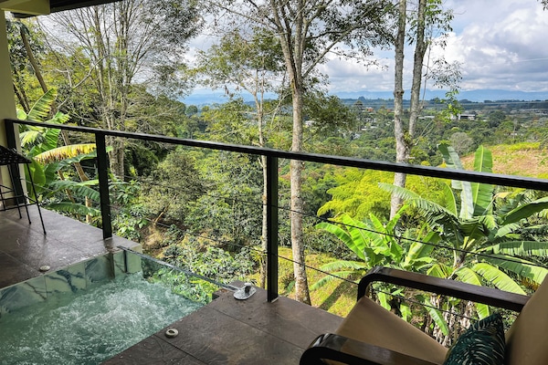 Bañera de hidromasaje privada