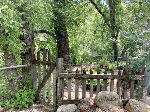 Cozy Cottage in secluded canyon--Perfect Zion and Bryce Getaway