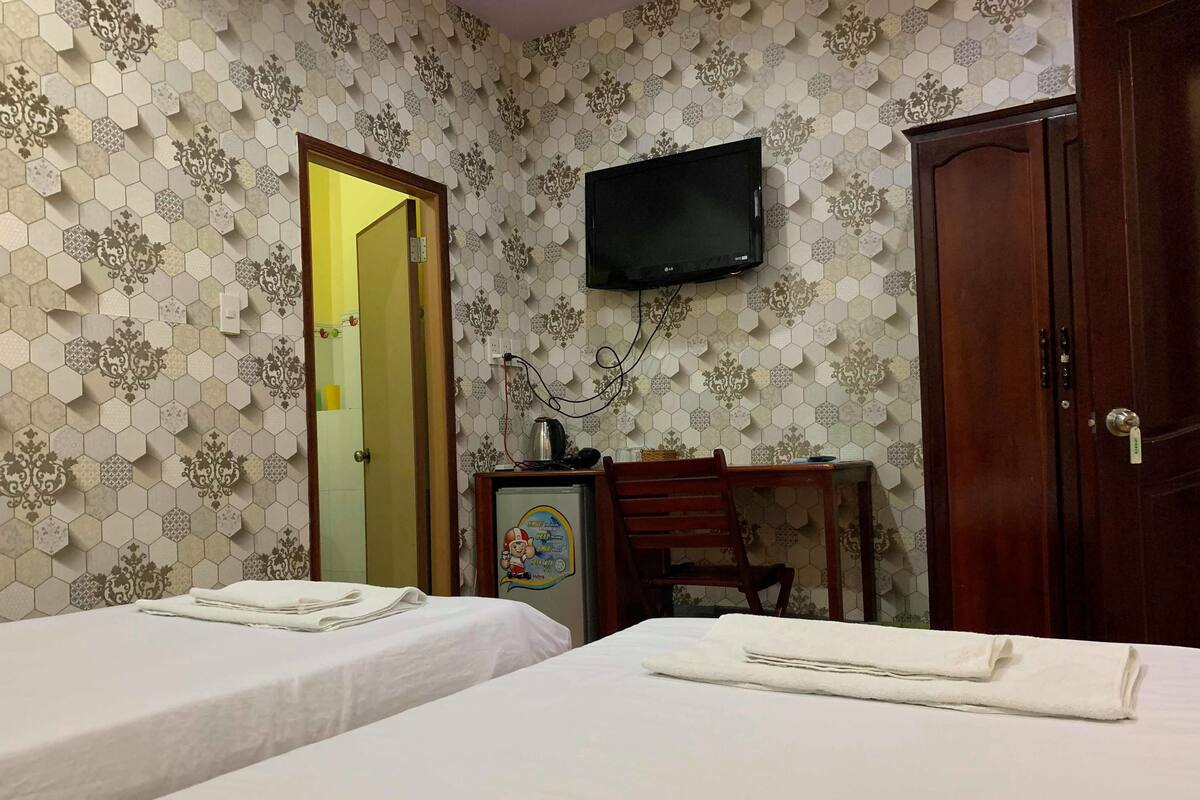 Kamar Double, bathtub | Minibar, meja kerja, kedap suara, dan Wi-Fi gratis