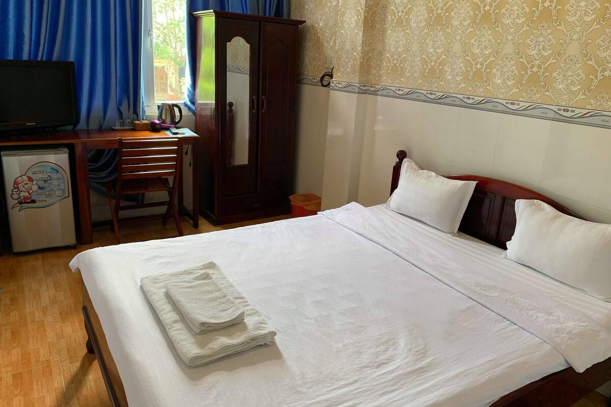Kamar Double, pemandangan kota | Minibar, meja kerja, kedap suara, dan Wi-Fi gratis
