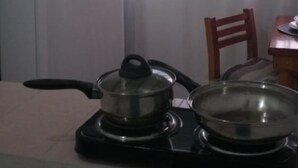 基本開放式客房, 1 張標準雙人床 | 共用廚房 | 咖啡機/沖茶器、大型雪櫃/冰箱、多士爐、廚房用具/餐具/器皿