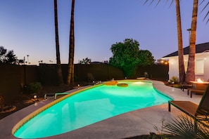 Ulkouima-allas, lämmitetty uima-allas