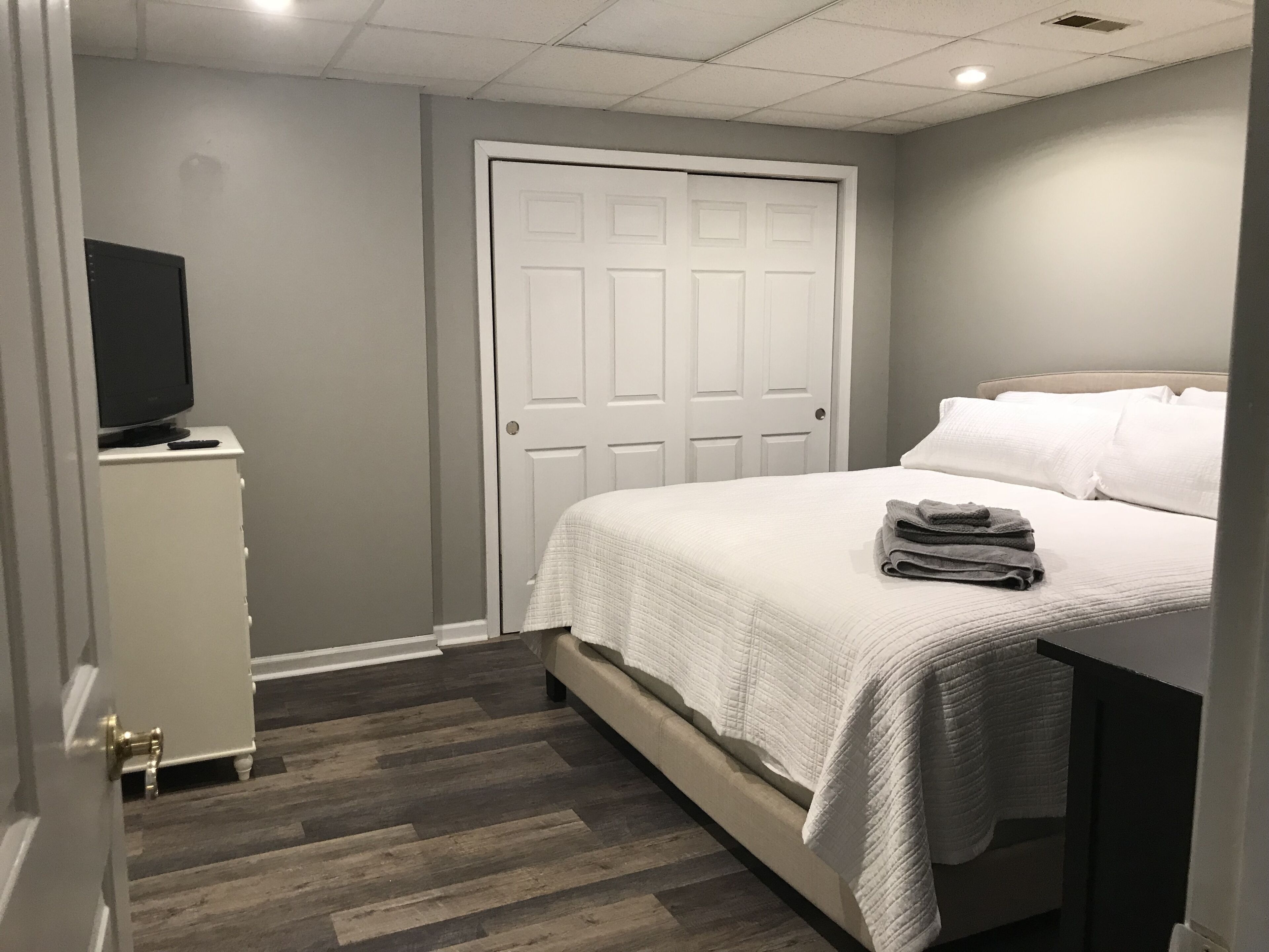 1 chambre, fer et planche à repasser, Wi-Fi, draps fournis